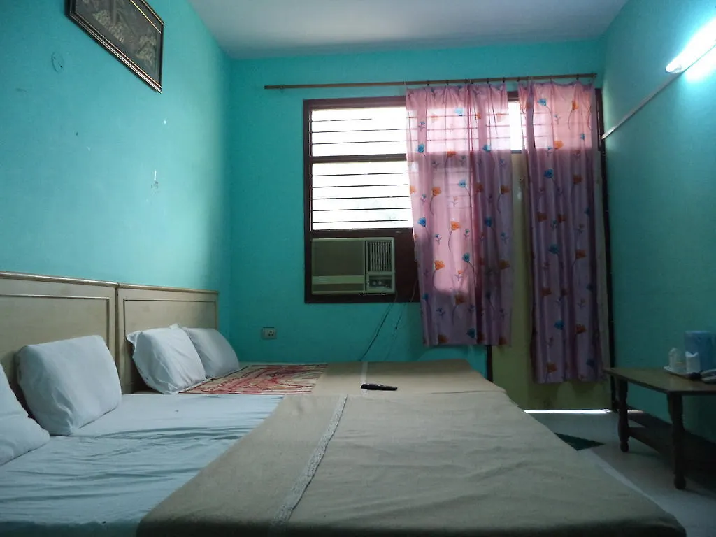 Hotel Viren Plaza Agra   Agra (Uttar Pradesh)