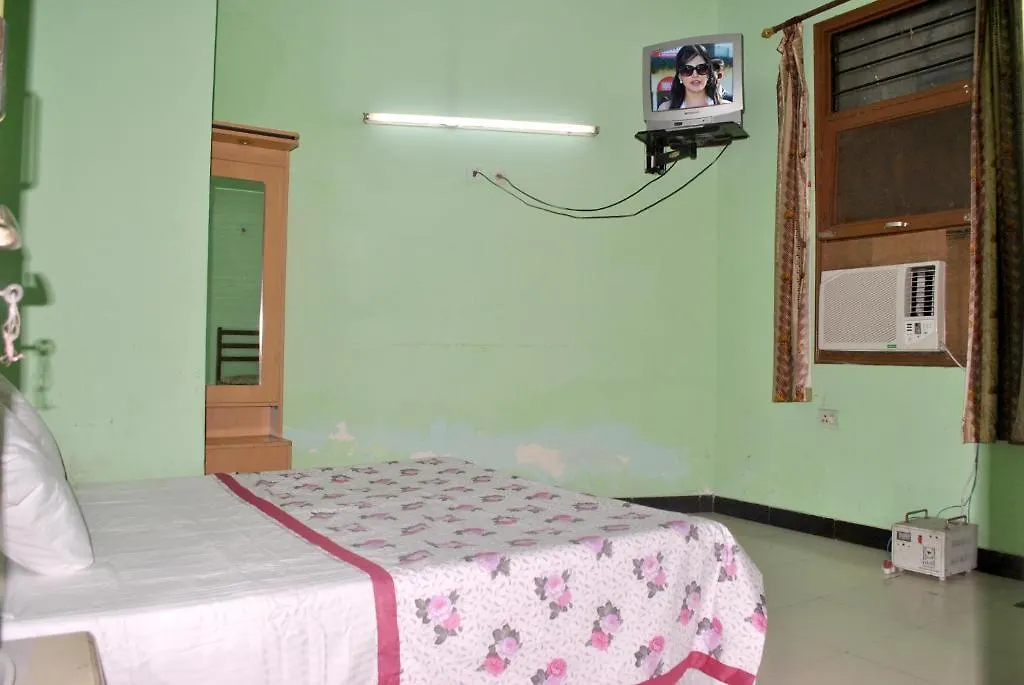 Hotel Viren Plaza Agra   Agra (Uttar Pradesh)